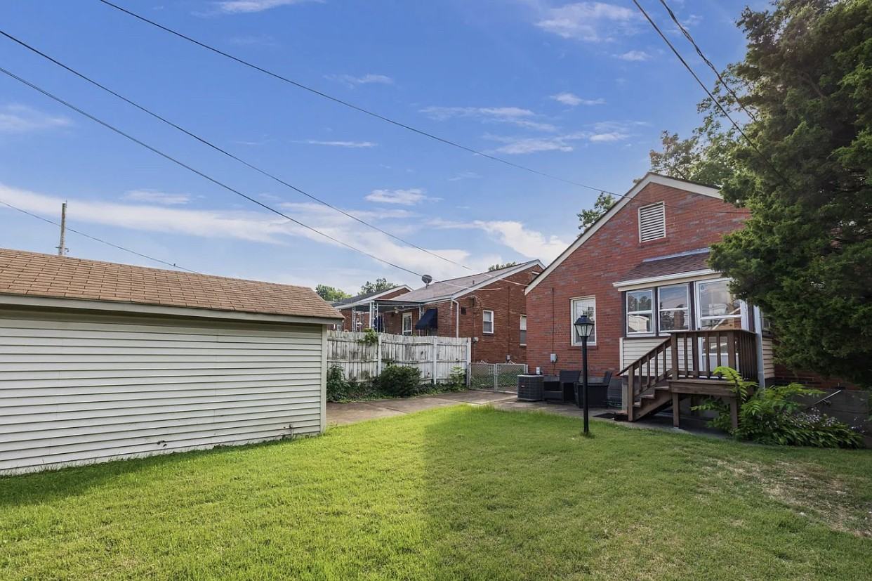 4288 Kossuth Ave #NA - Photo 3 of 12