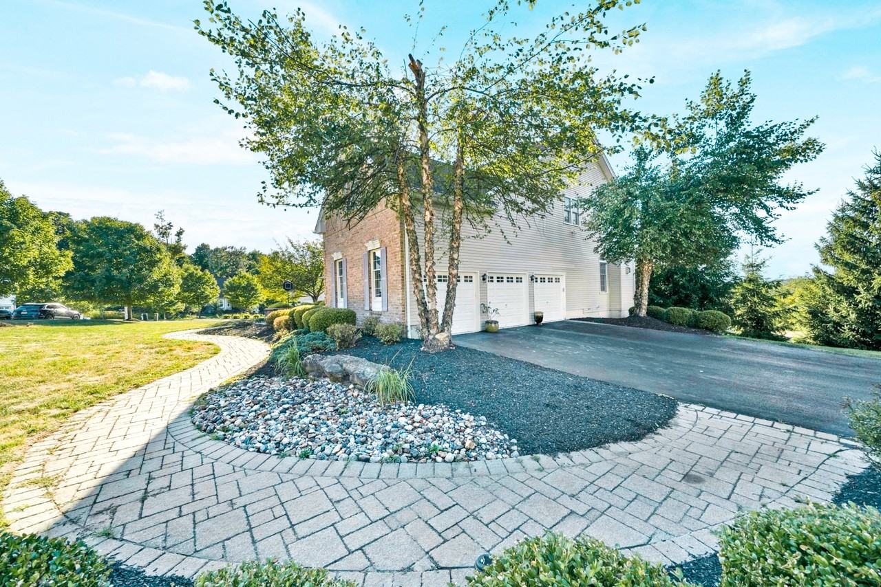 58 Elias Dr #NA - Photo 3 of 40