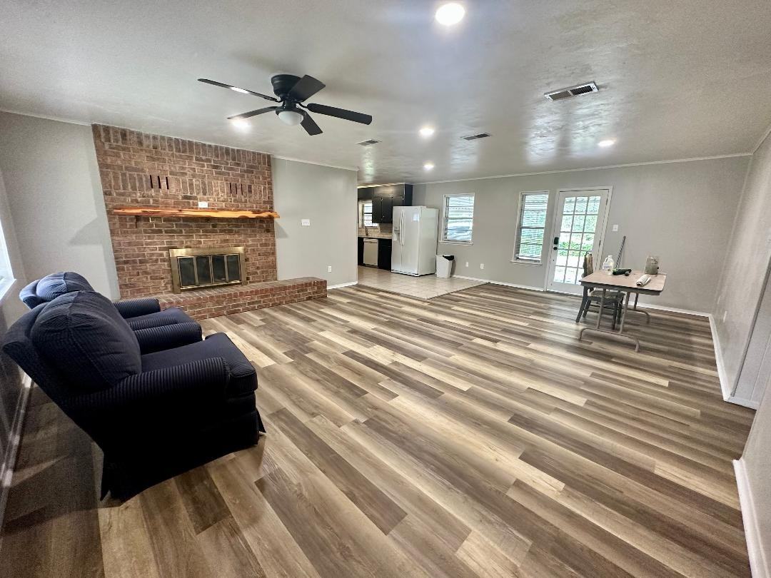 1204 Blueridge Pkwy #NA - Photo 2 of 12