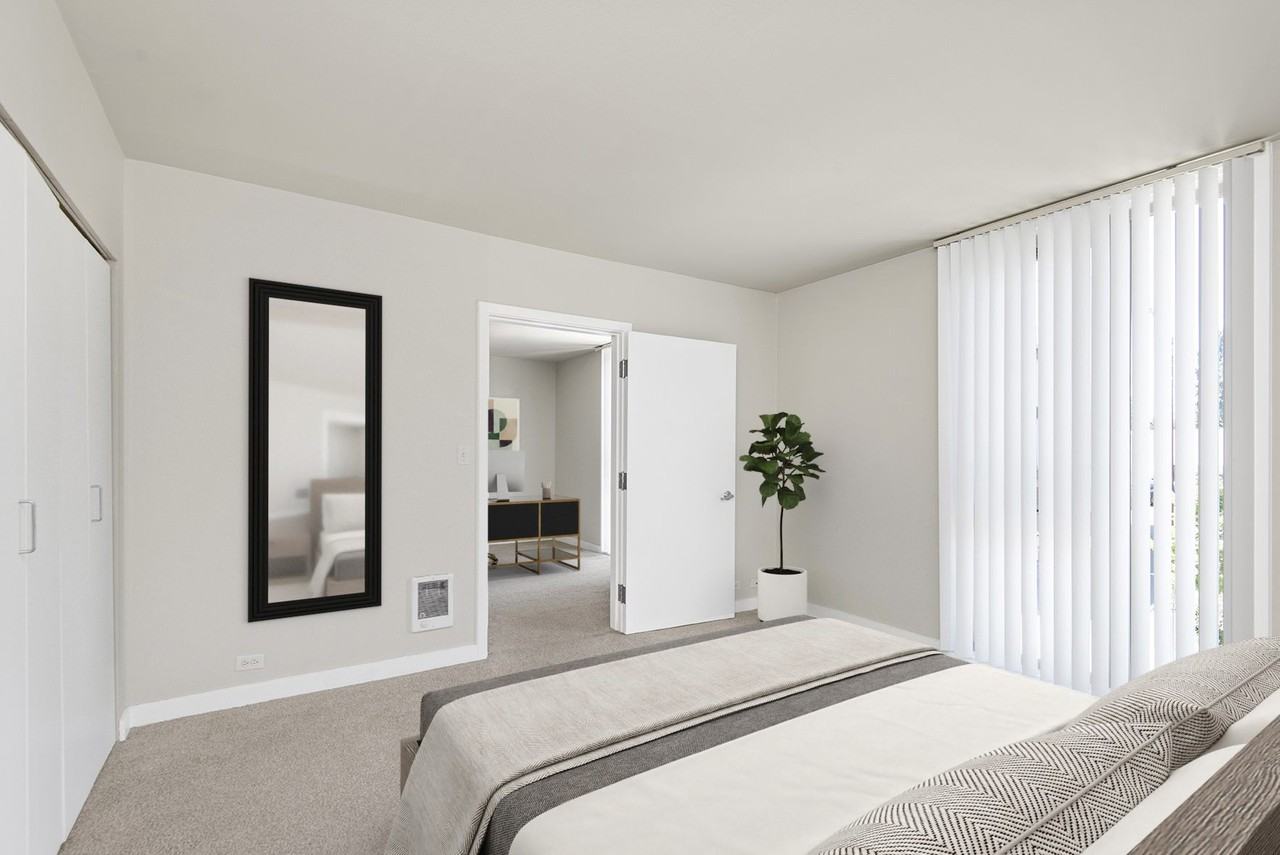 Cosmopolitan - Photo 7 of 34