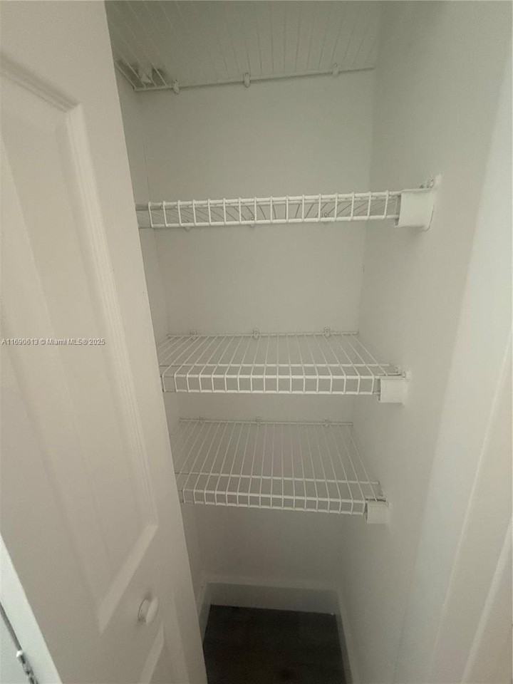 2234 Nw 52nd Ave #2234 - Photo 3 of 19