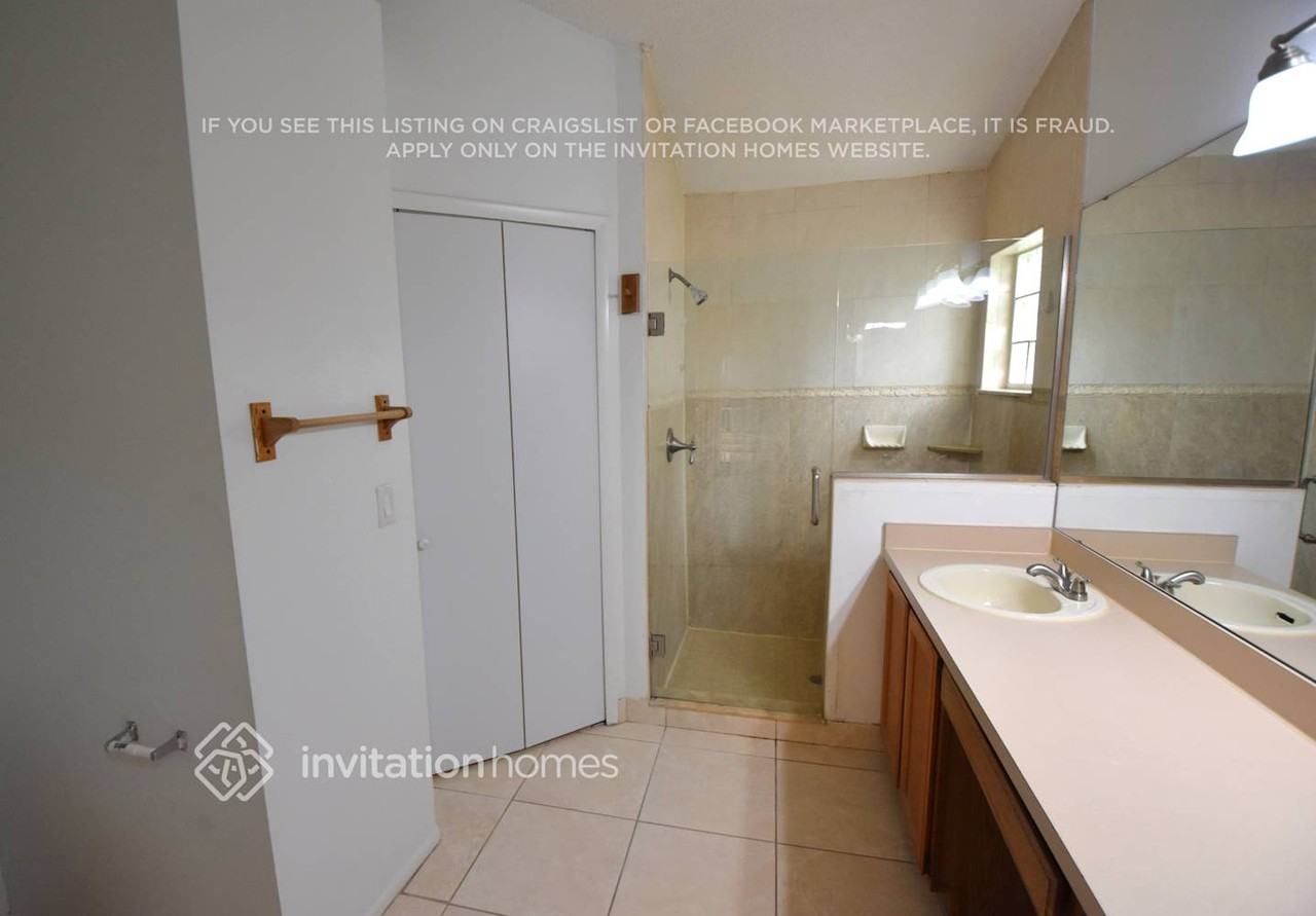 282 Lake Doe Blvd - Photo 7 of 10