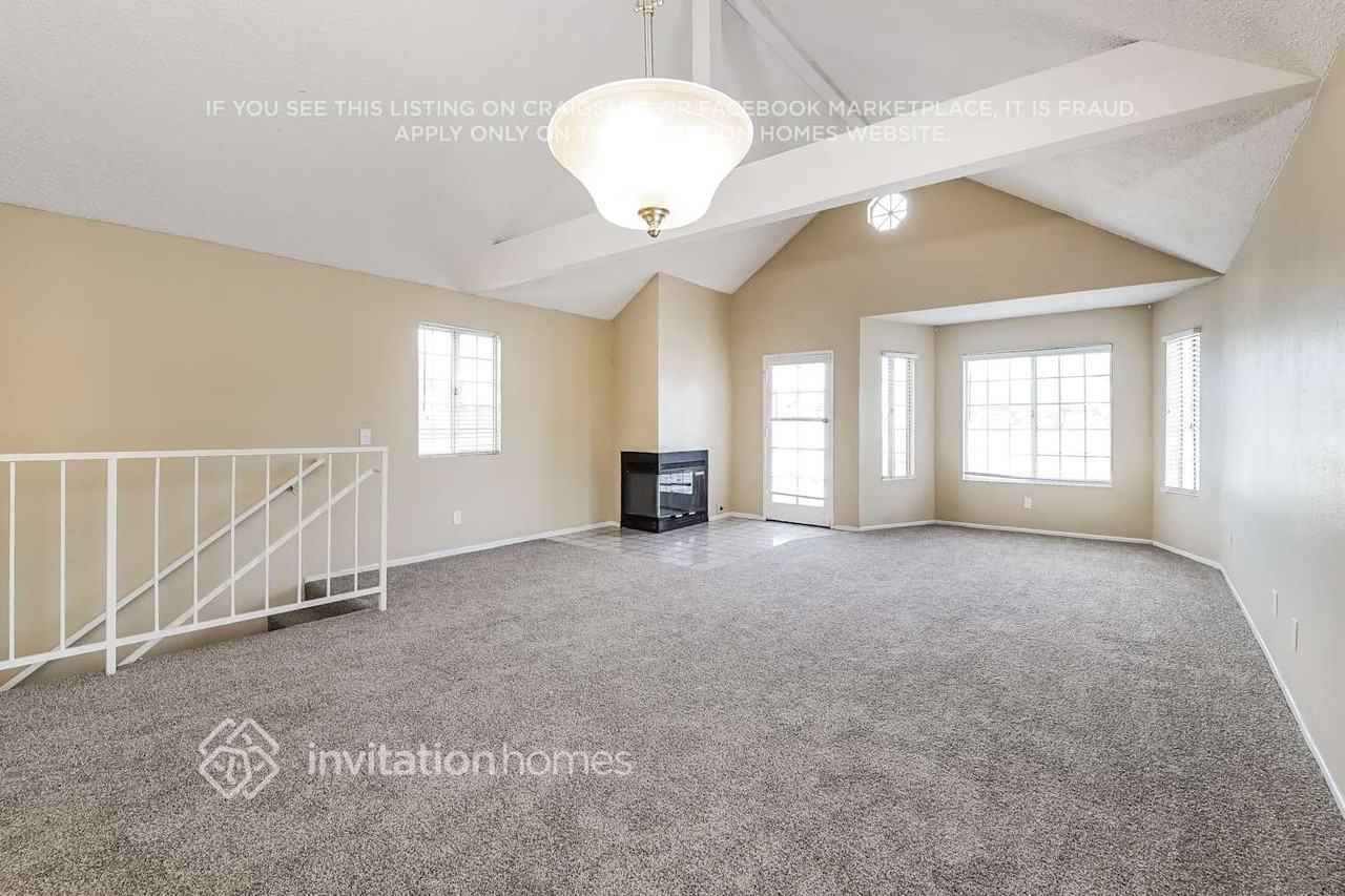 2666 East Jefferson Street - Photo 5 of 16