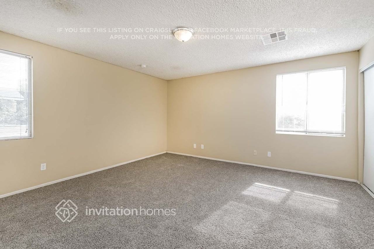 2666 East Jefferson Street - Photo 7 of 16