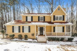 featured image of 465 Benjamin Cir