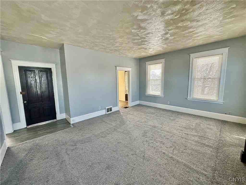 733 Blandina St - Photo 2 of 12