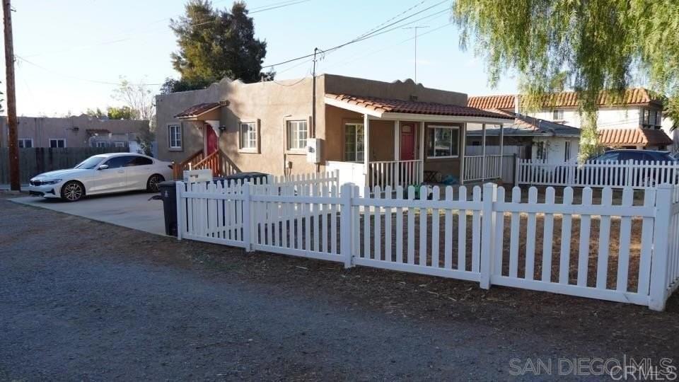 478 F St - Photo 2 of 8