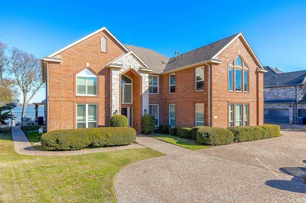 6218 Lincolnshire Ln - Photo 2 of 26