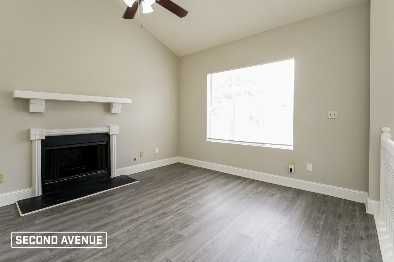 5946 Crescent Ridge Ct - Photo 6 of 24
