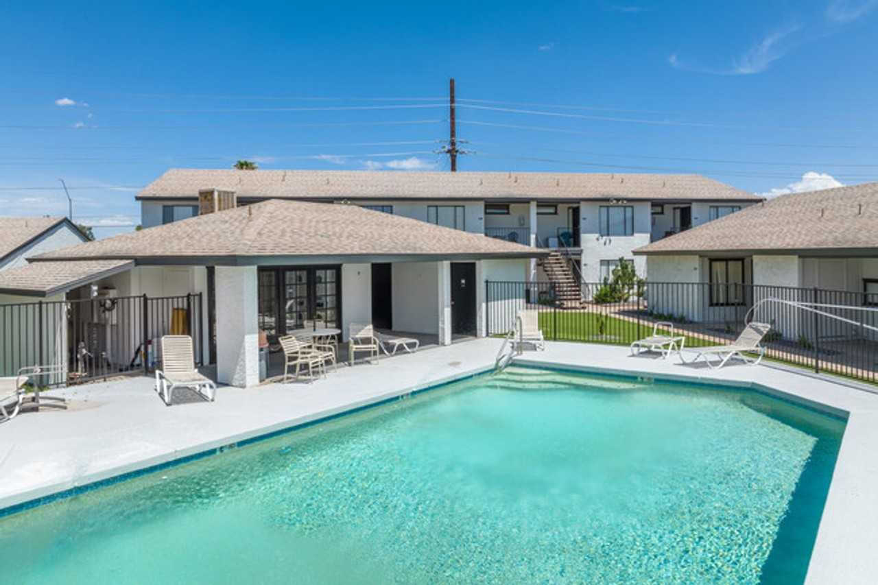 Urbana Union Hills Apartments - Photo 6 of 31