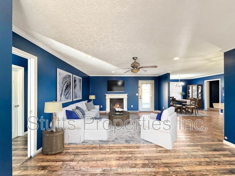 183 Dora Dr - Photo 2 of 15