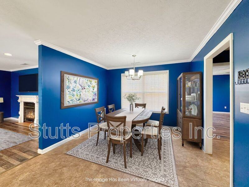 183 Dora Dr - Photo 3 of 15