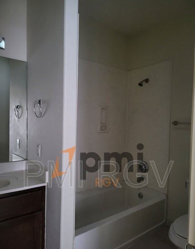 403 Lotto Ln #D - Photo 2 of 10