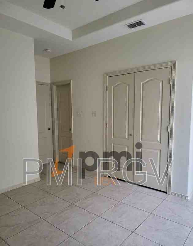 403 Lotto Ln #D - Photo 4 of 10