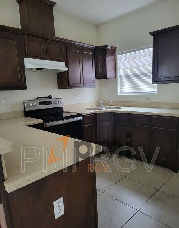 403 Lotto Ln #D - Photo 7 of 10