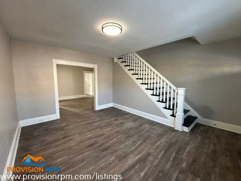 6759 Woodley Rd - Photo 5 of 24