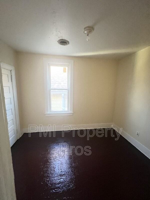 1506A N 33rd St - Photo 2 of 6