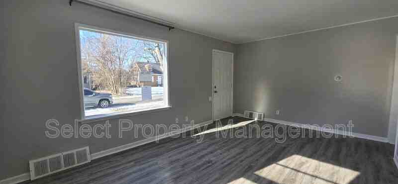 4405 Sw Anthony Wayne Dr - Photo 3 of 21