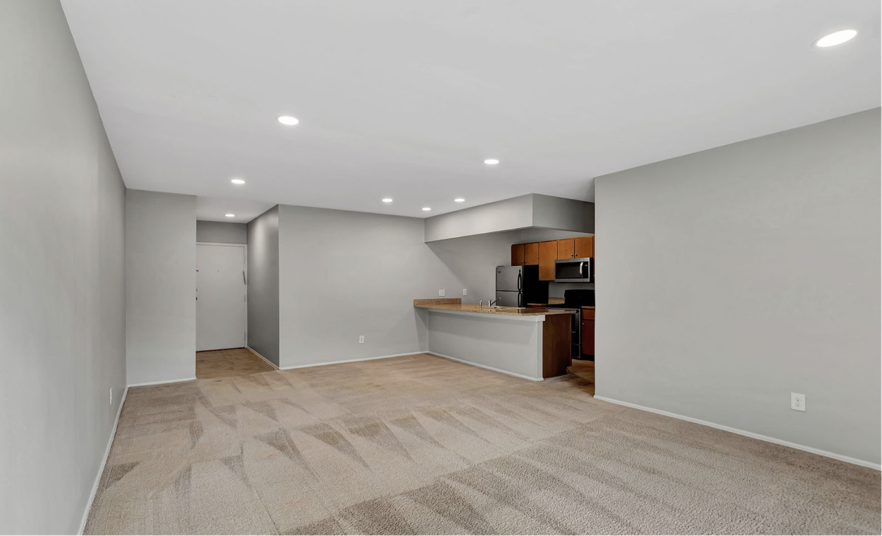 3600 Linwood Avenue - Photo 3 of 6