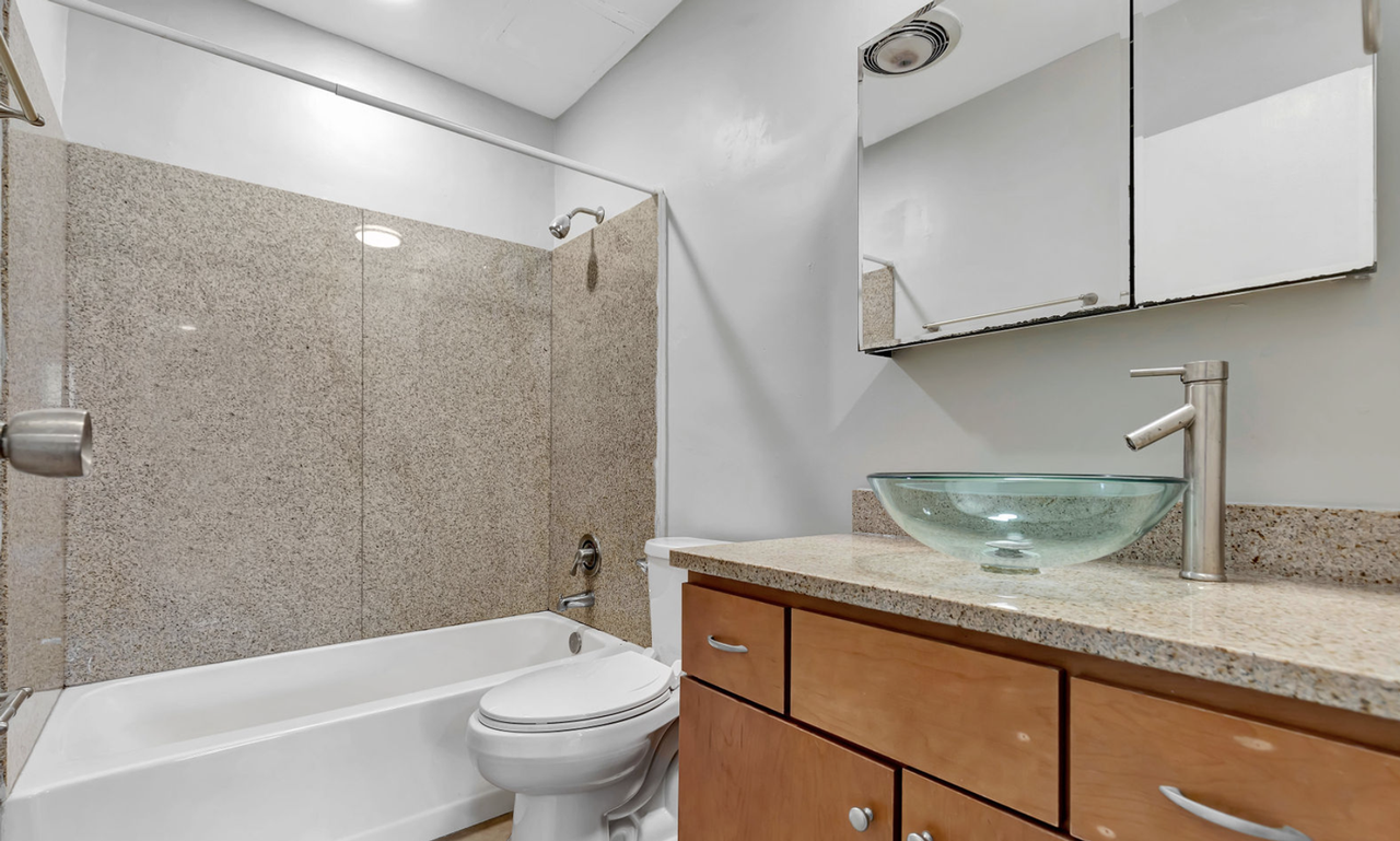 3600 Linwood Avenue - Photo 5 of 6