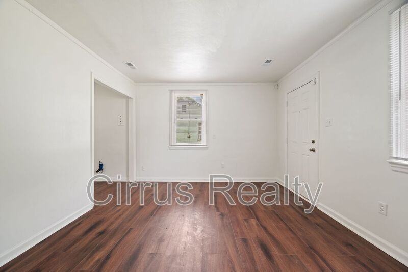 2822 Ryland Rd - Photo 4 of 19
