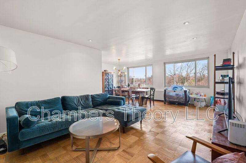 1900 Lyttonsville Rd #1016 - Photo 5 of 32