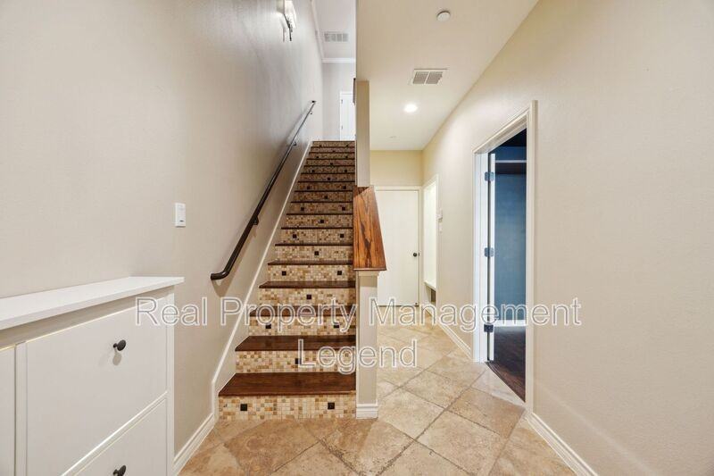 15810 Breedlove Pl #135 - Photo 4 of 28