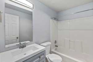 featured image of 401 N Ash St