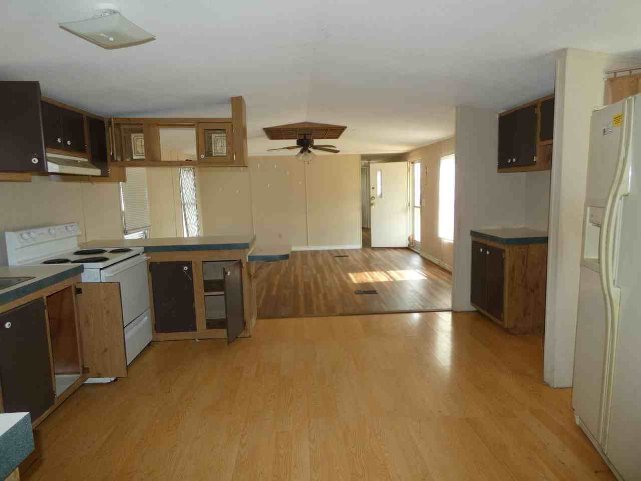 110 Park Ave - Photo 2 of 20