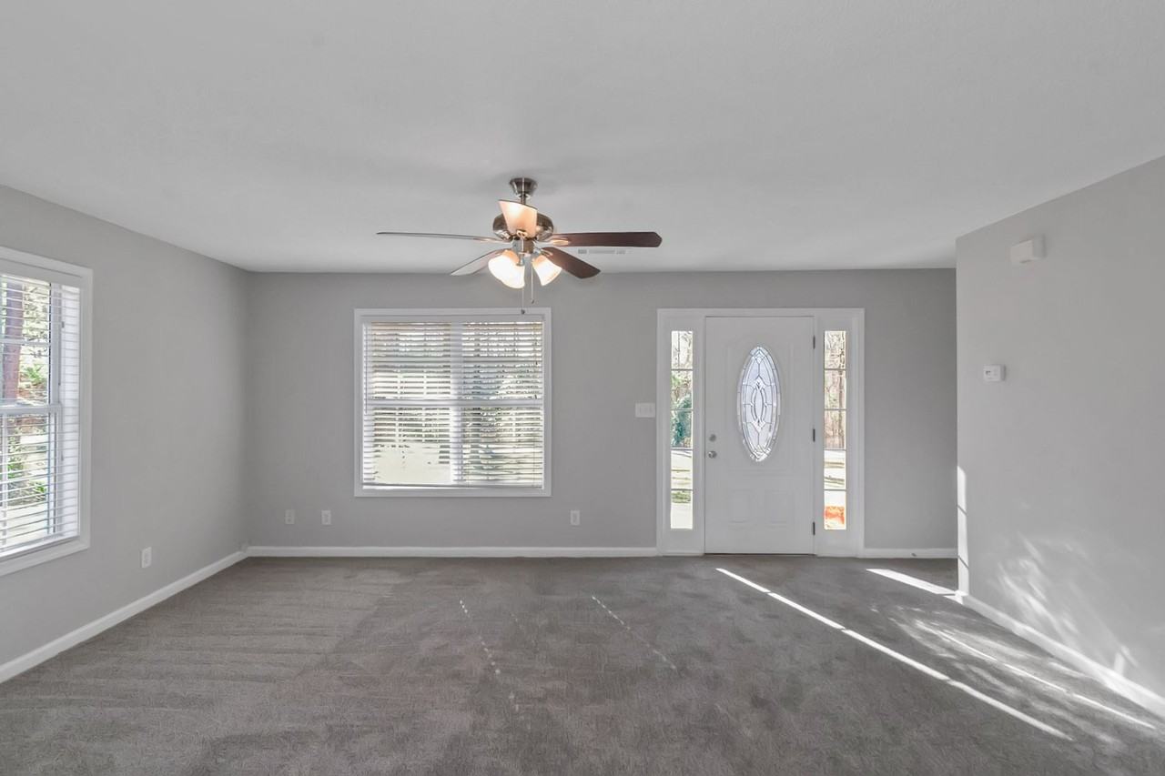 1340 Patterson Rd - Photo 2 of 15