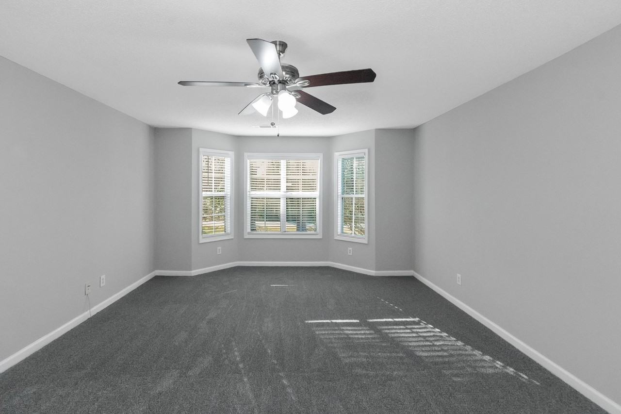 1340 Patterson Rd - Photo 7 of 15