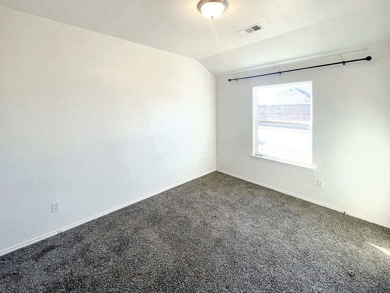 512 Stableford St - Photo 7 of 37