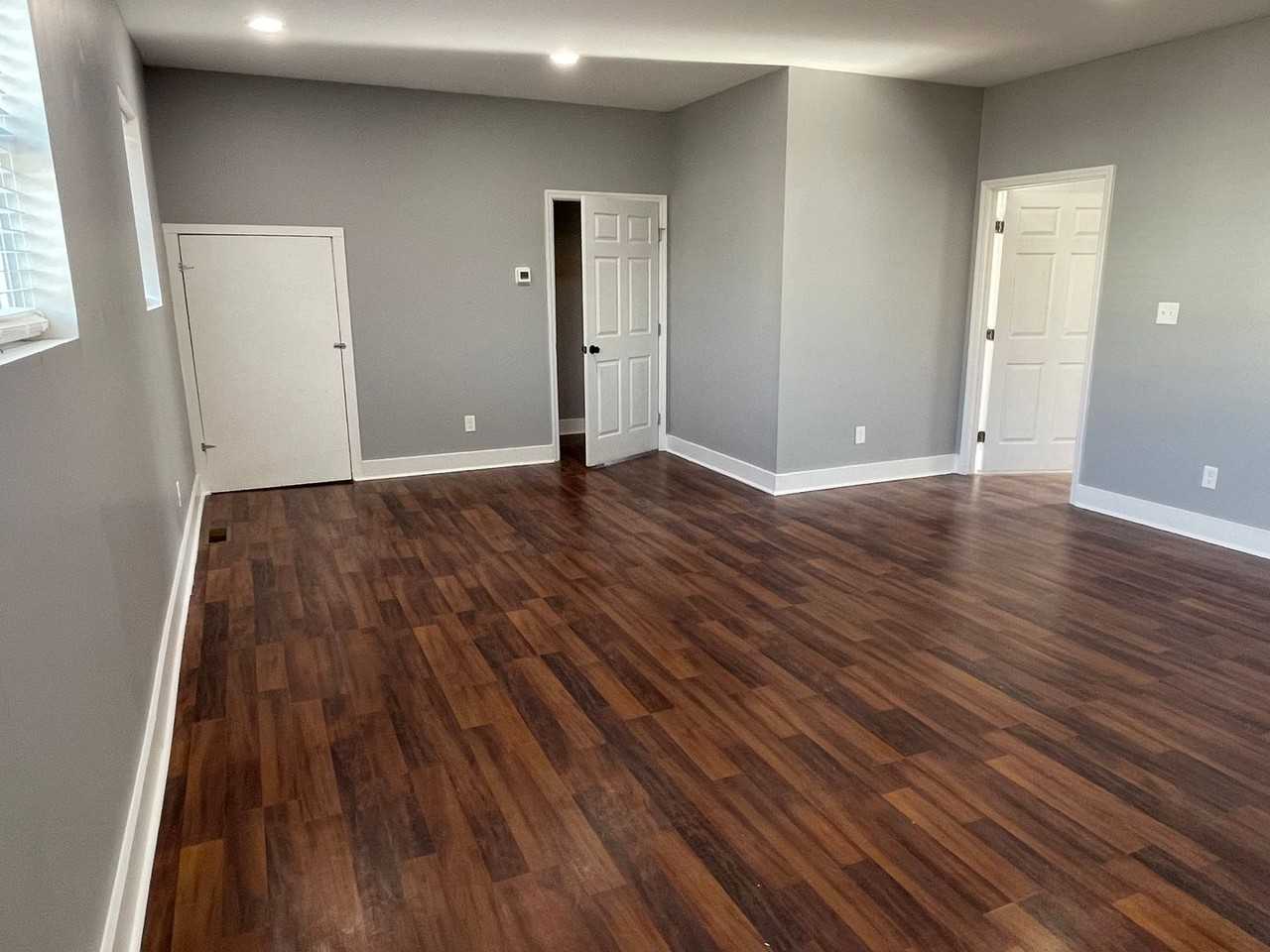 1523 16th Ave N - Photo 3 of 21