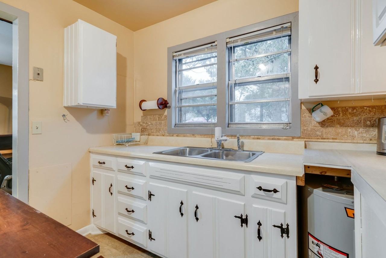 1414 Pawnee Trl - Photo 6 of 38