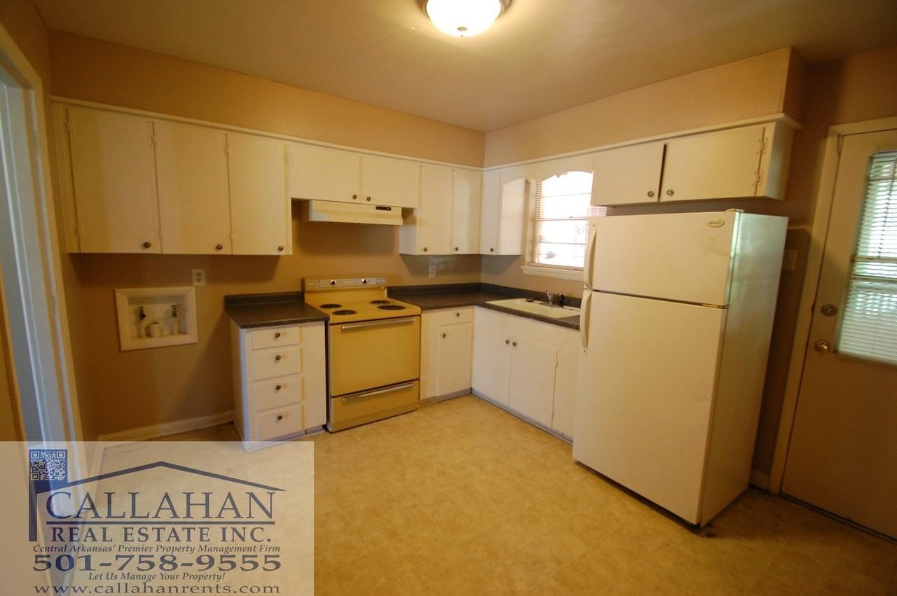 3523 West 4th Street - Photo 6 of 12