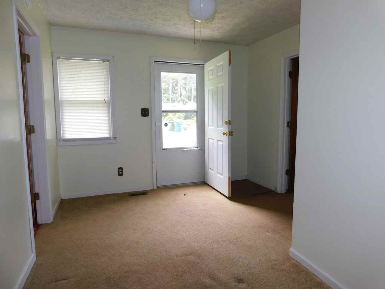 505 4th St - Photo 3 of 12