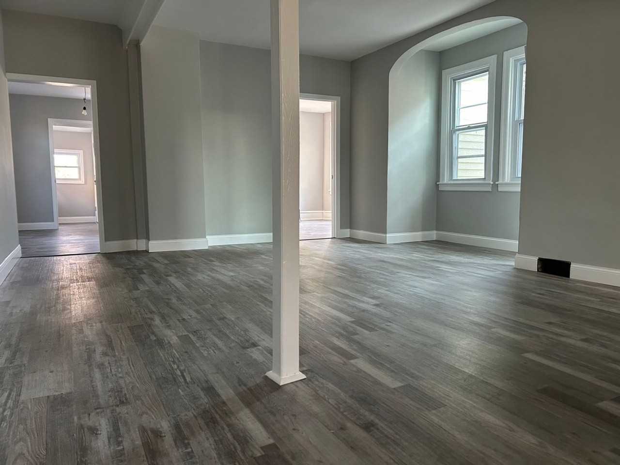 232 W Washington Ave - Photo 2 of 21