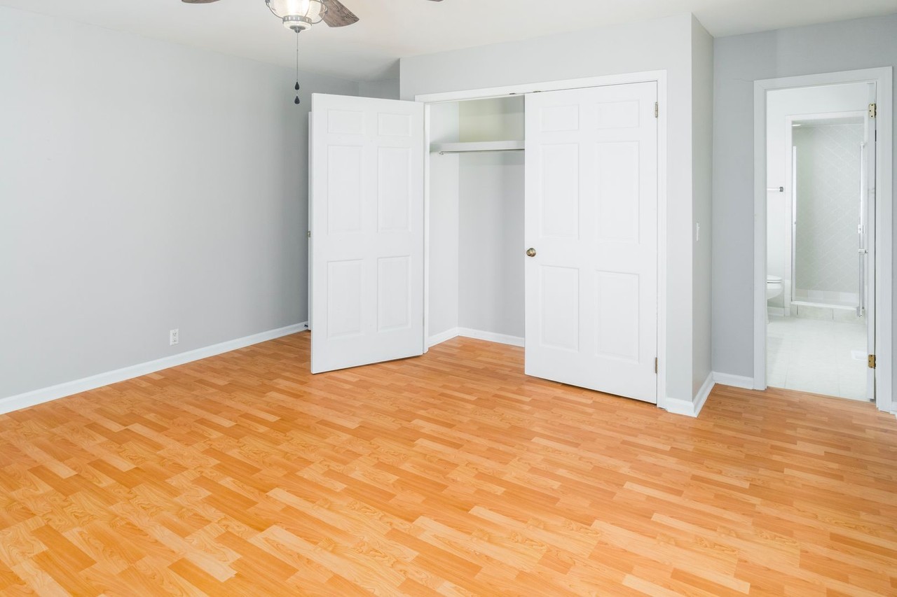 16 Malaga Cir - Photo 7 of 22