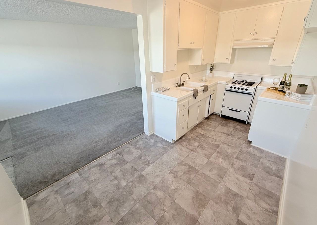 Los Codona - Photo 3 of 15