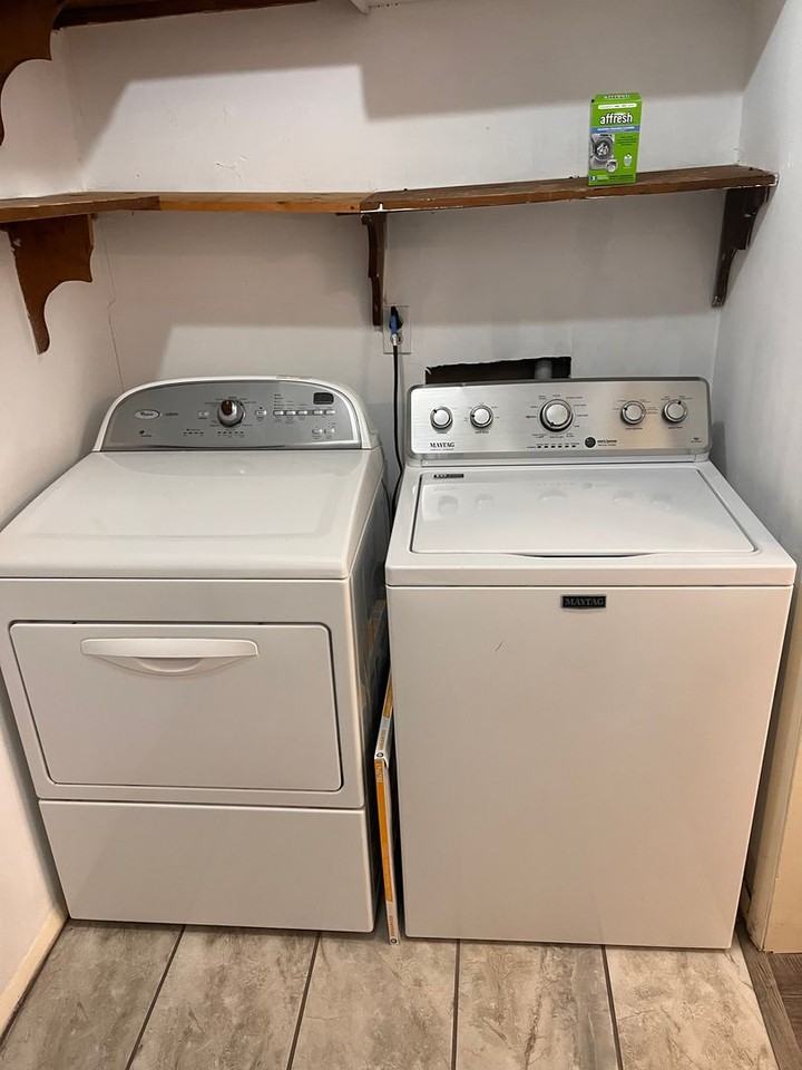 206 W Strawberry Ln - Photo 5 of 6