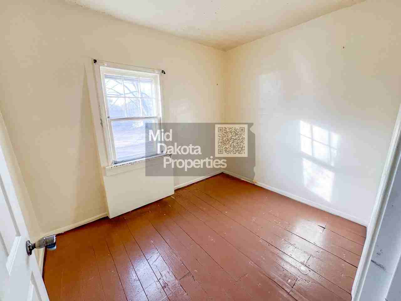 1122 W 3rd Ave - Photo 7 of 18