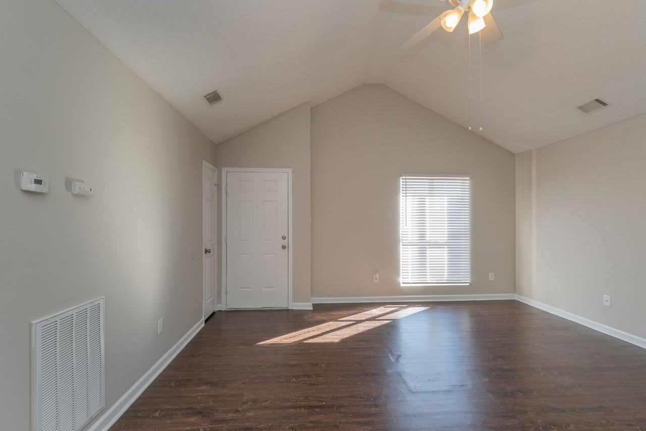 3609 Stanton Ct - Photo 5 of 37