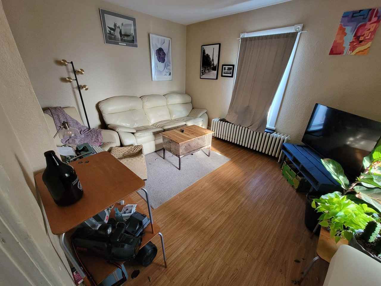 515 N 9th Ave E - Photo 3 of 12