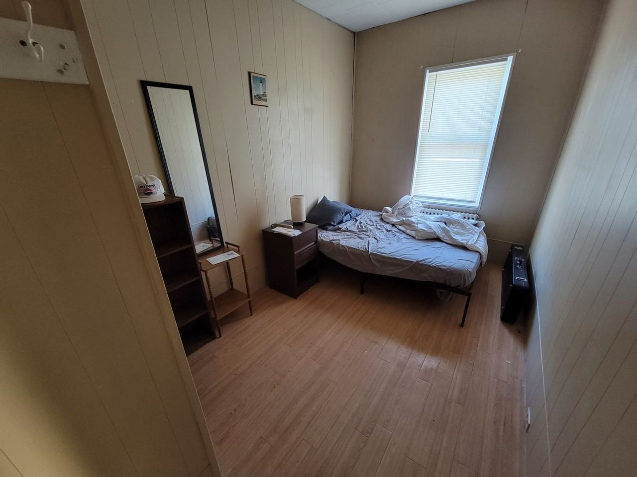 515 N 9th Ave E - Photo 6 of 12