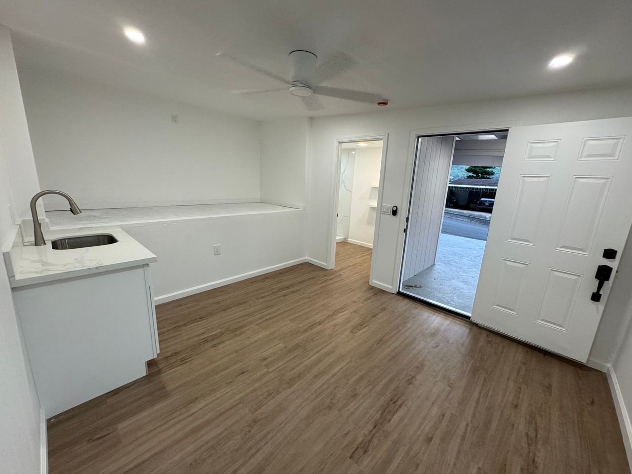 1418-K - Photo 5 of 5