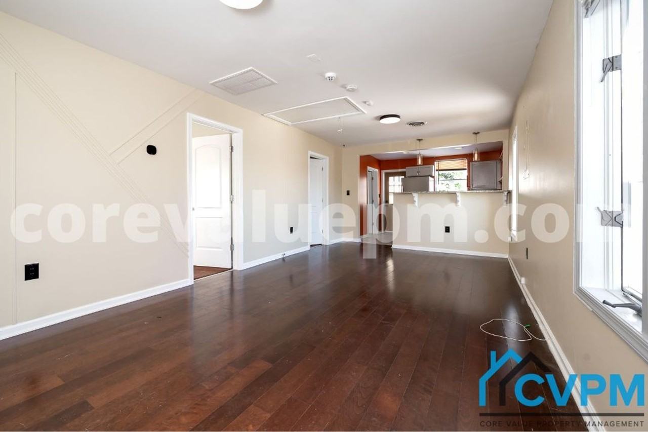 1004 Cliff Pl - Photo 2 of 29