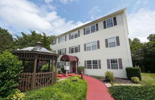 featured image of 1324 N Main St