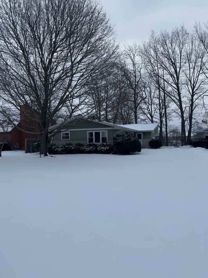8818 Loxley Ln - Photo 2 of 14