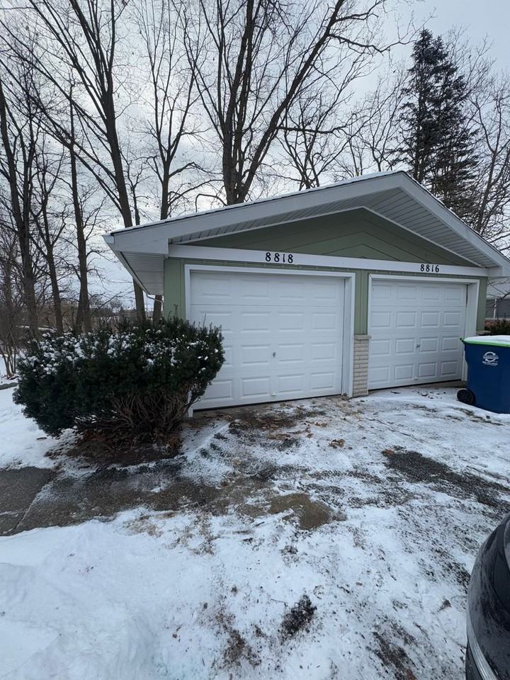 8818 Loxley Ln - Photo 3 of 14