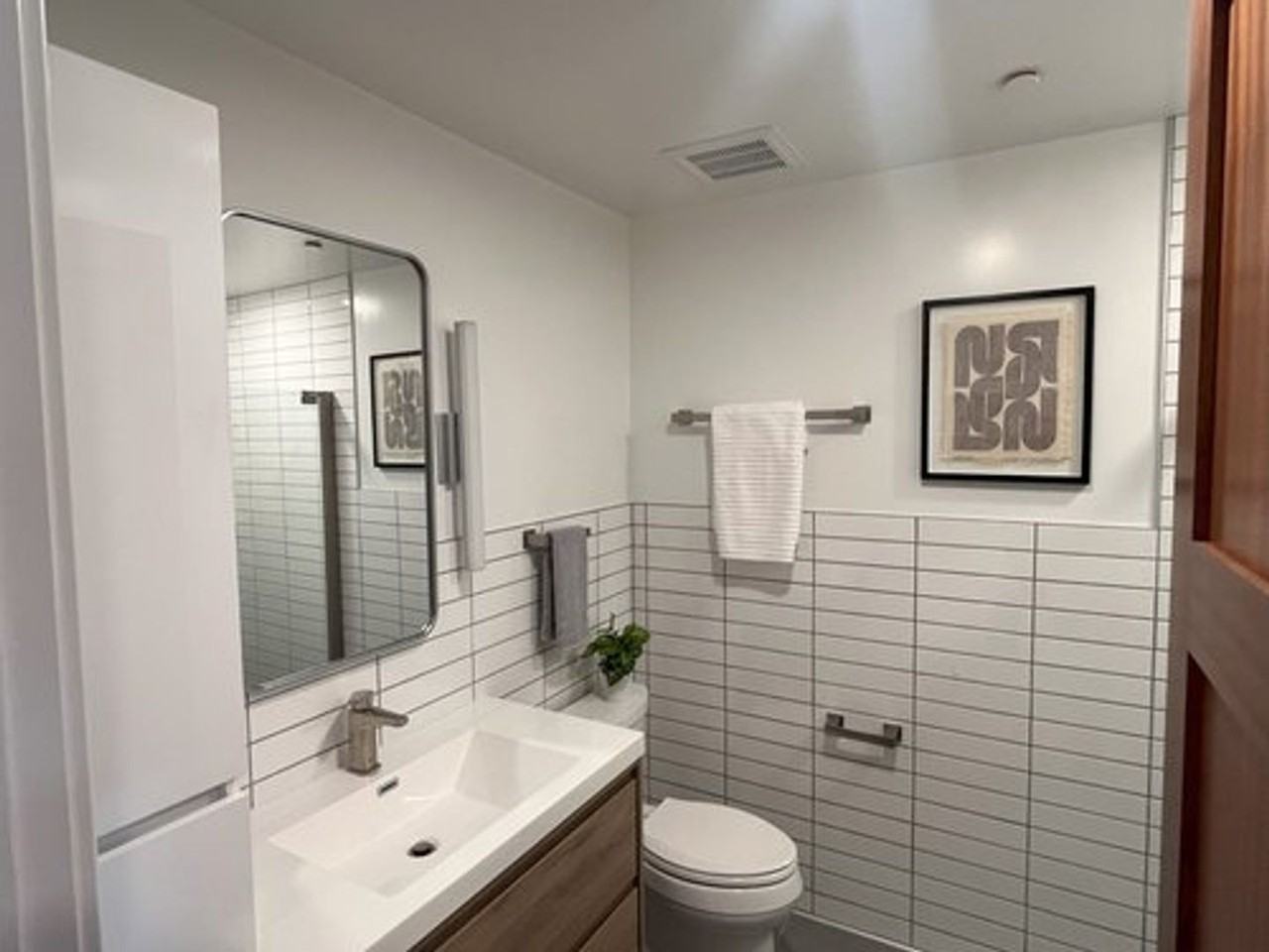 950 Spruce St - Photo 7 of 13